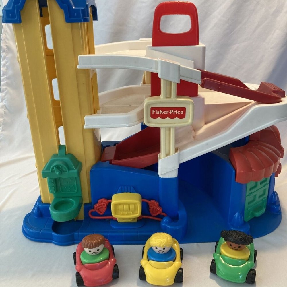 Fisher Price 1995 #2393 Little People Parking Garage with Elevator 3 Cars People